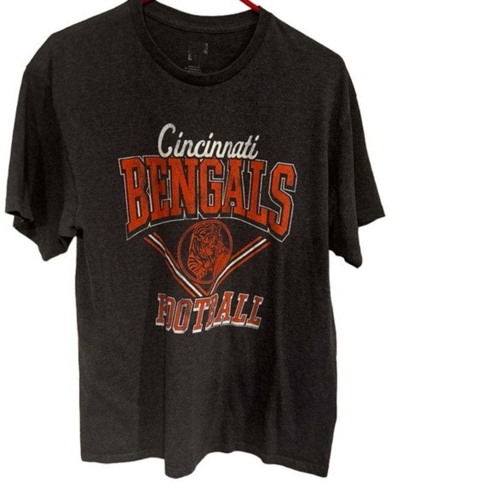 Cinnincati Bangles T- shirt